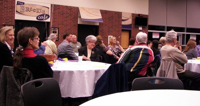 Alumni Dinner Crowd