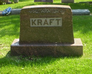 Bertha Kraft gravestone, Class of 1911