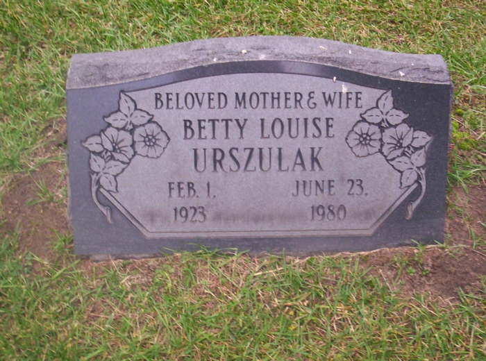 Betty Pender Urszulak gravestone, Class of 1942