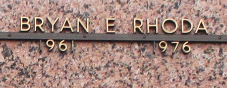 Brian Rhoda gravestone, Class of 1980