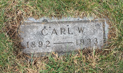 Carl Lennertz gravestone, Class of 1911