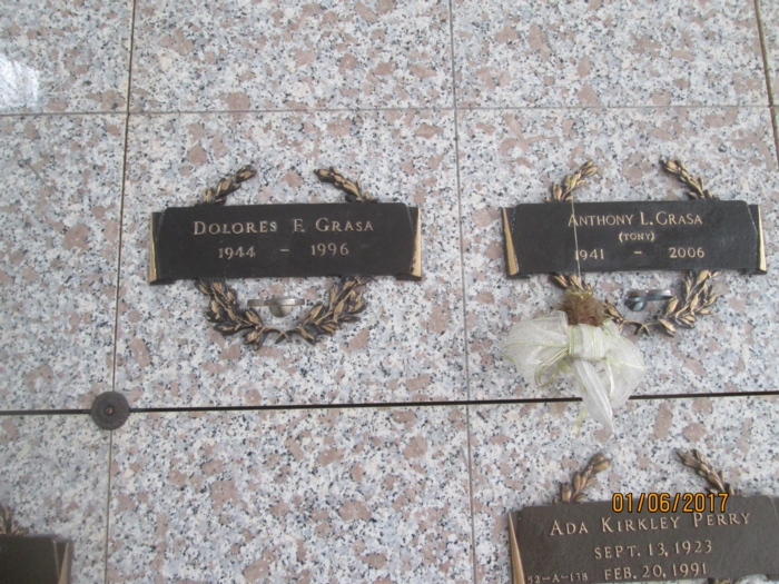 Dolores Kennedy Grasa gravestone, Class of 1962