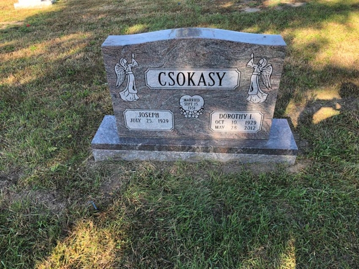 Dorothy Ryan Csokasy gravestone, Class of 1947