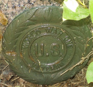 Dwight Mackey gwar plaque, Class of 1902