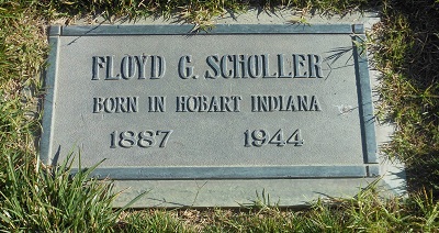 Floyd Scholler gravestone, Class of 1905