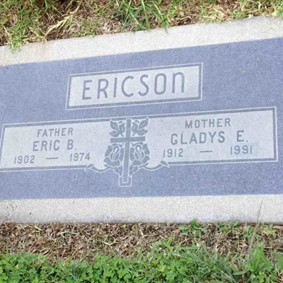 Gladys Peterson Ericson gravestone, Class of 1931