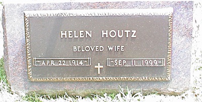 Helen Scholler Houtz gravestone, Class of 1931