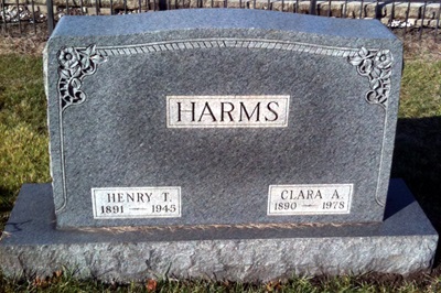 Henry Harms gravestone, Class of 1910