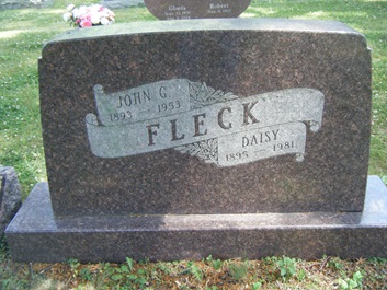 John Fleck gravestone, Class of 1912