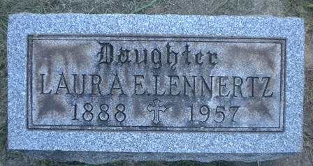 Laura Lennertz gravestone, Class of 1906