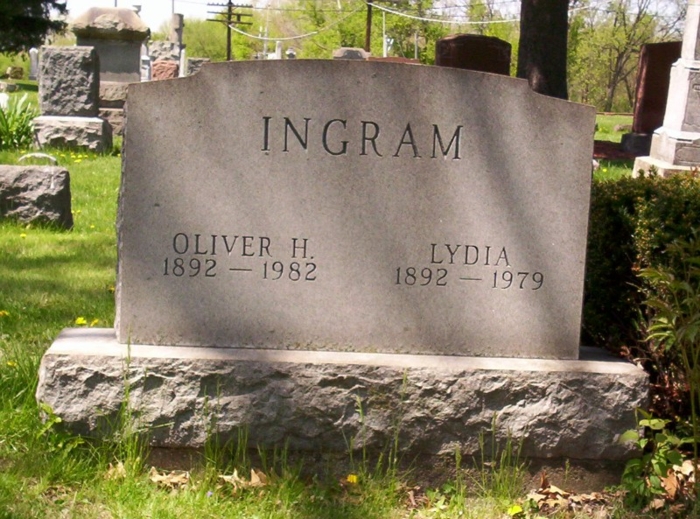 Lydia Traeger Ingram gravestone, Class of 1910