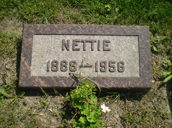 Nettie Kraft gravestone, Class of 1908
