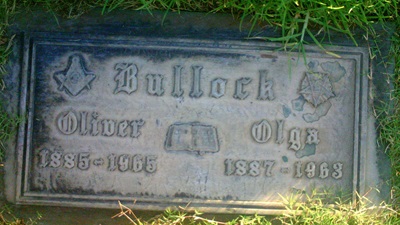Olga Neef Bullock gravestone, Class of 1906