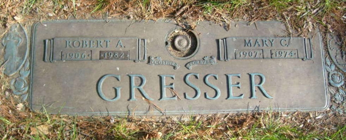 Robert Gresser gravestone, Class of 1924