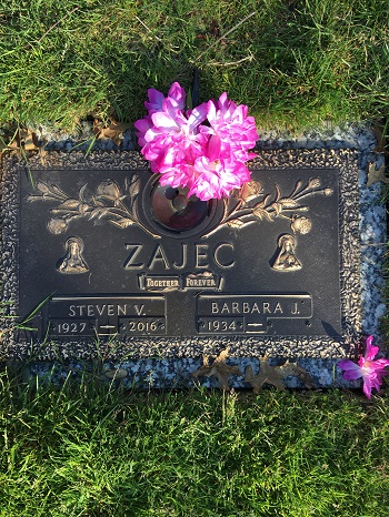 Steve Zajec gravestone, Class of 1945