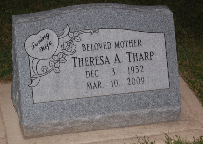 Theresa Smith Tharp gravestone, Class of 1971