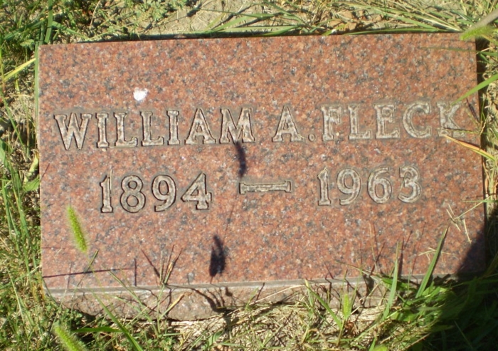 William Fleck gravestone, Class of 1912
