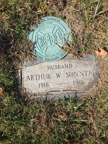 Arthur Sonntag gravestone, Class of 1936