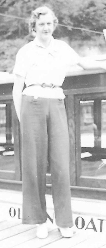 Bertha Knoke Brown obit pic, Class of 1934