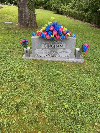 Betty Bolton Bingham gravestone, Clsss of 1963