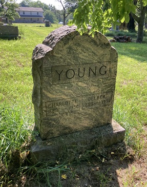 Charlotte Roper Young gravestone, Class of 1900