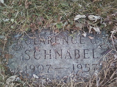 Clarence Schnabel gravestone, Class of 1925