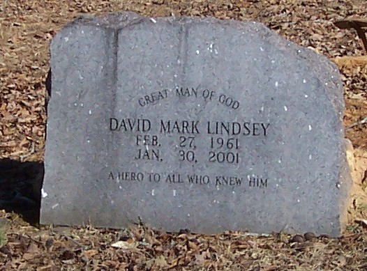 David Mark Lindsey gravestone, Class of 1979