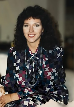 Debra (Debi) Rodich Zoumis obit pic, Class of 1980