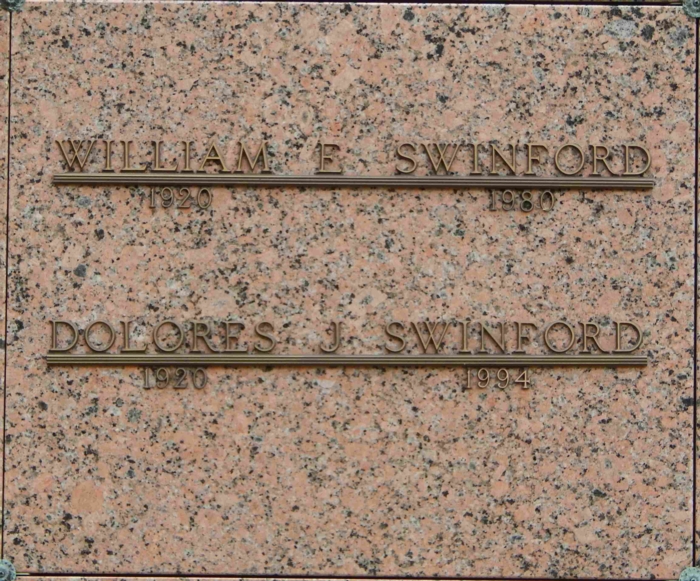 Dolores Small Swinford gravestone, Class of 1938