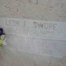 Doris Peterson Swope gravestone, Class of 1936