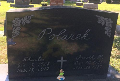 Dorothy Guernsey Polarek gravestone, Class of 1954