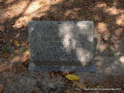 Dorothy Gulledge Shakula gravestone, Class of 1940