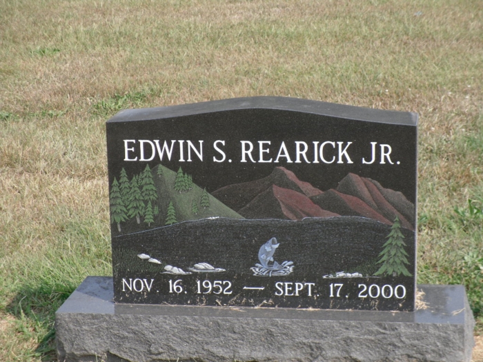 Edwin Rearick gravestone, Class of 1971