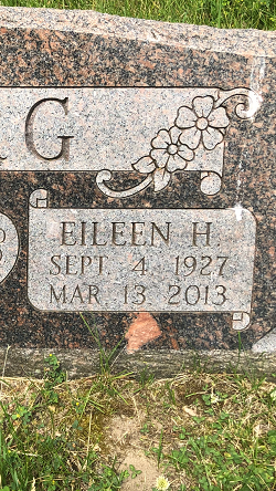 Eileen Smythe Berg gravestone, Class of 1945