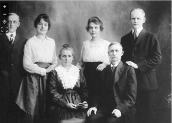 Elnora Carlson Papke family picture, Class of 1915