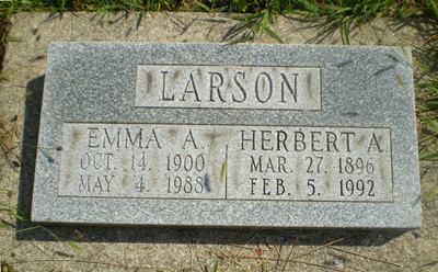 Emma Cartensen Larson gravestone, Class of 1919