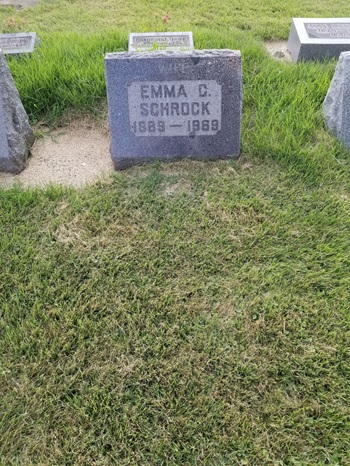 Emma Pope Schrock gravestone, Staff