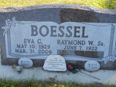 Eva Thyen Boessel gravestone, Class of 1947