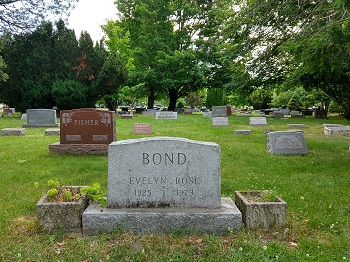 Evelyn Lundahl Bond gravestone, Class of 1943