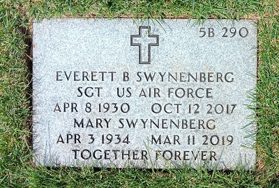 Everett Swynenberg gravestone, Class of 1948
