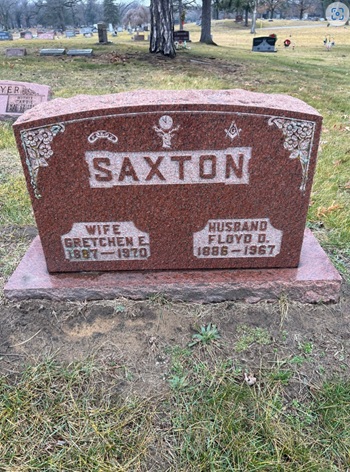 Floyd Saxton gravestone, Class of 1905