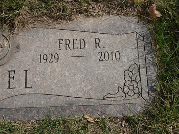 Fred Fasel gravestone, Class of 1948