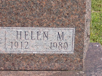 Helen Holzmer Hopkins gravestone, Class of 1930