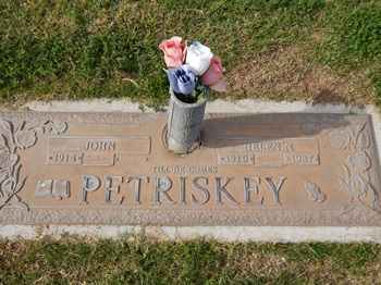 Helen White Petriskey gravestone, Class of 1930