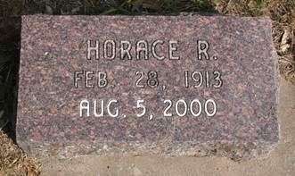 Horace Roberts gravestone, Class of 1930