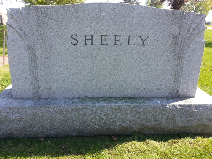 Isabel White Sheely gravestone, Class of 1916