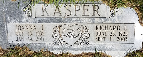 Joanna Noggle Kasper gravestone, Class of 1953
