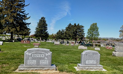 Joseph (Joe) Doyen gravestone, Class of 1940