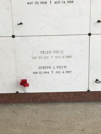 Joseph (Joe) Piech gravestone, Class of 1932