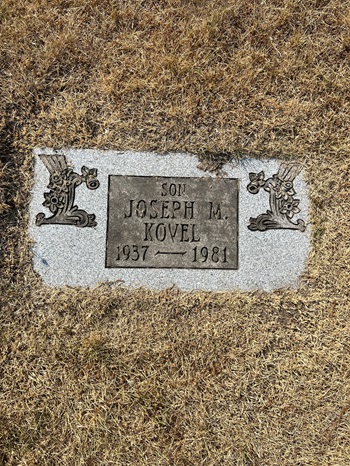 Joseph (Joe) Kovel gravestone, Class of 1955